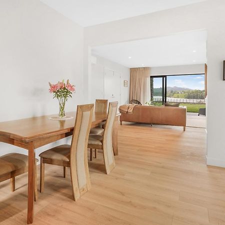 Lakeside Karapiro Downstairs Apartment ケンブリッジ エクステリア 写真