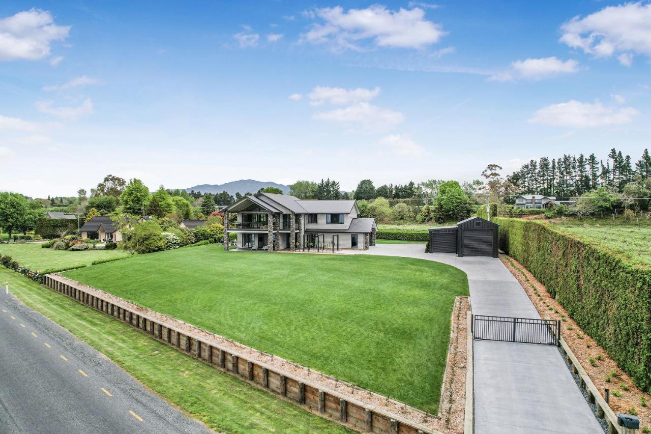 Lakeside Karapiro Downstairs Apartment ケンブリッジ エクステリア 写真