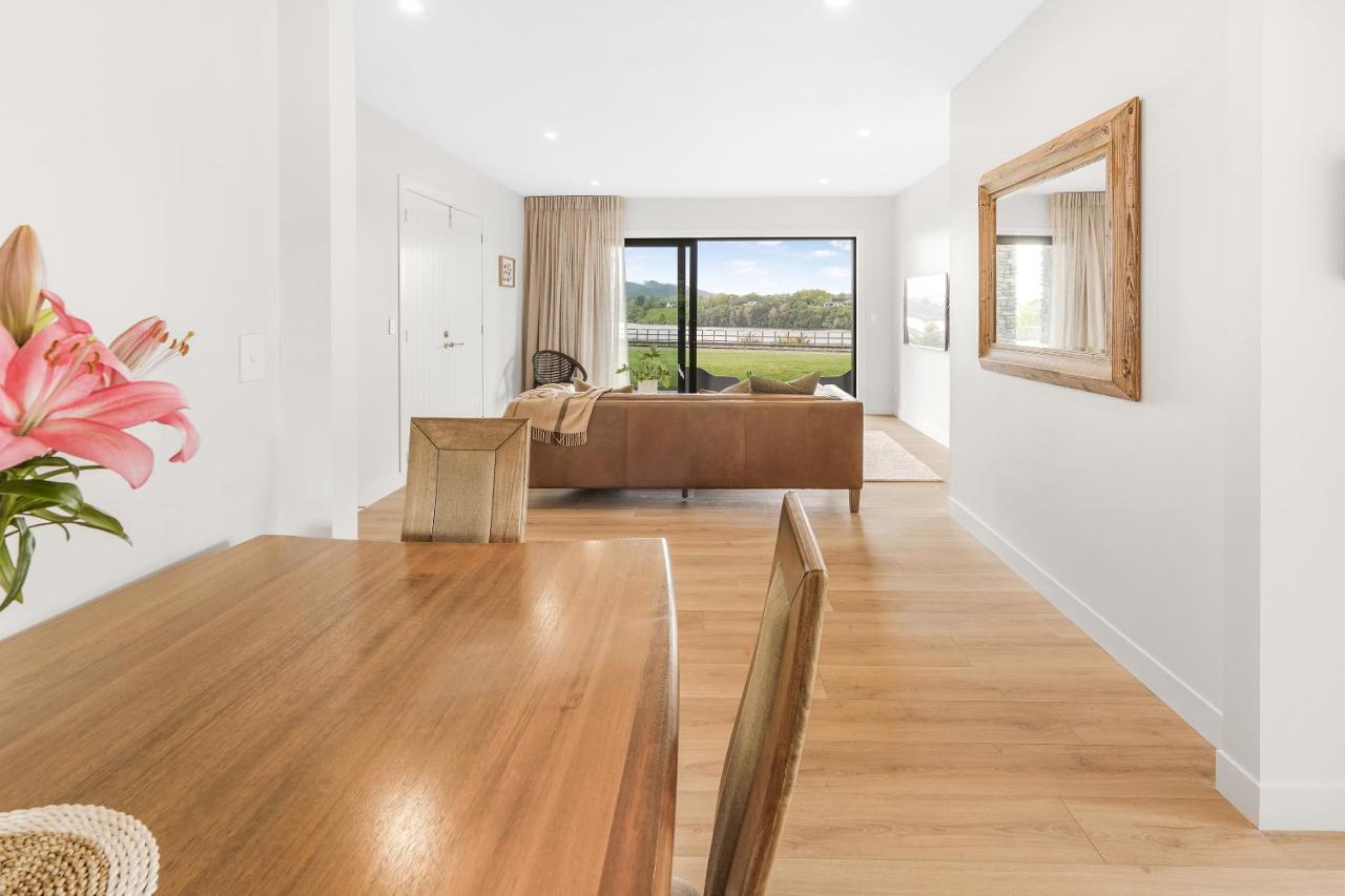 Lakeside Karapiro Downstairs Apartment ケンブリッジ エクステリア 写真