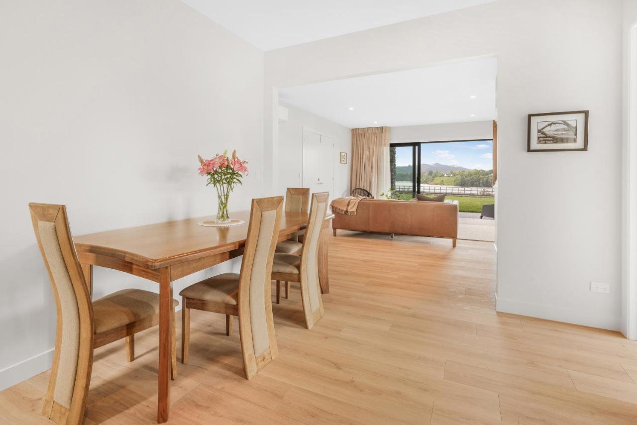 Lakeside Karapiro Downstairs Apartment ケンブリッジ エクステリア 写真